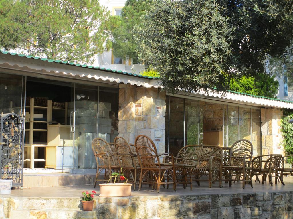 Club Mackerel Holiday Village Foça Exterior foto